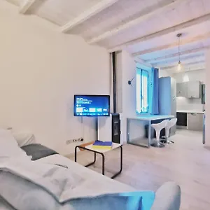  Appartamento Bilocale In Centro Storico A